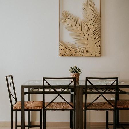 Apartamentos Poniente - Mares Torre Del Mar Bagian luar foto