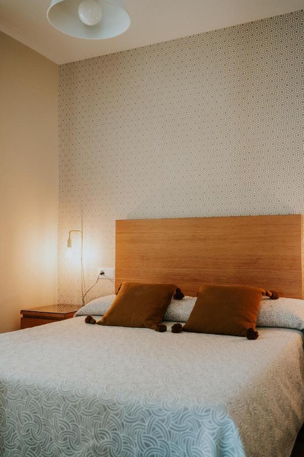 Apartamentos Poniente - Mares Torre Del Mar Bagian luar foto