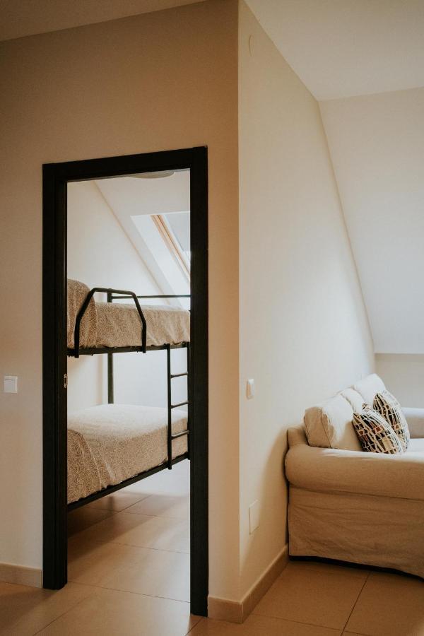Apartamentos Poniente - Mares Torre Del Mar Bagian luar foto