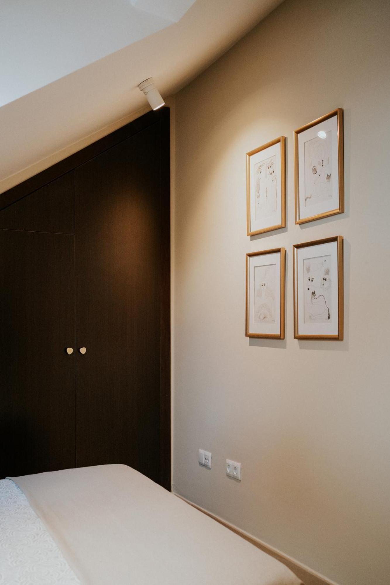 Apartamentos Poniente - Mares Torre Del Mar Bagian luar foto
