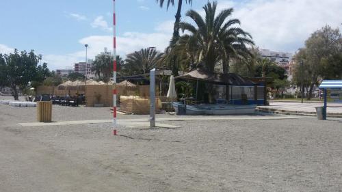 Apartamentos Poniente - Mares Torre Del Mar Bagian luar foto